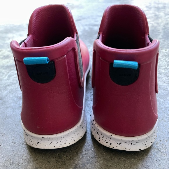 Native rain boots women’s size 6 - Picture 3 of 3